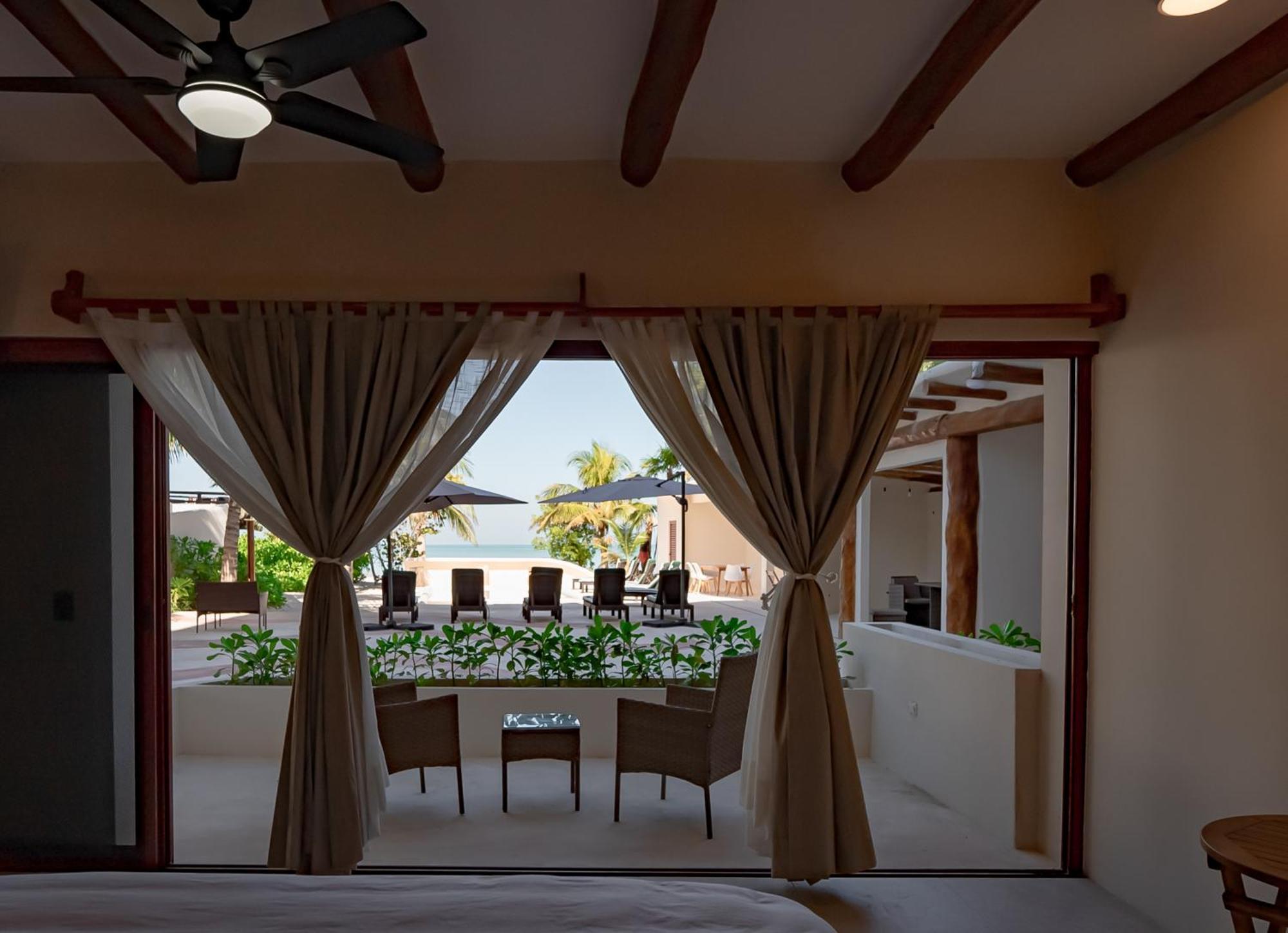 Beach Front Hotel Boutique Dk House Isla Holbox Екстериор снимка