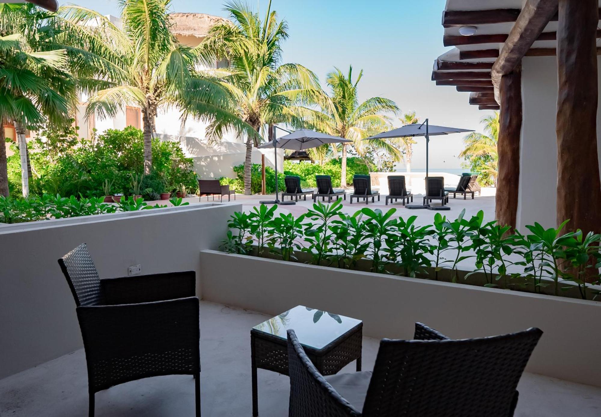 Beach Front Hotel Boutique Dk House Isla Holbox Екстериор снимка