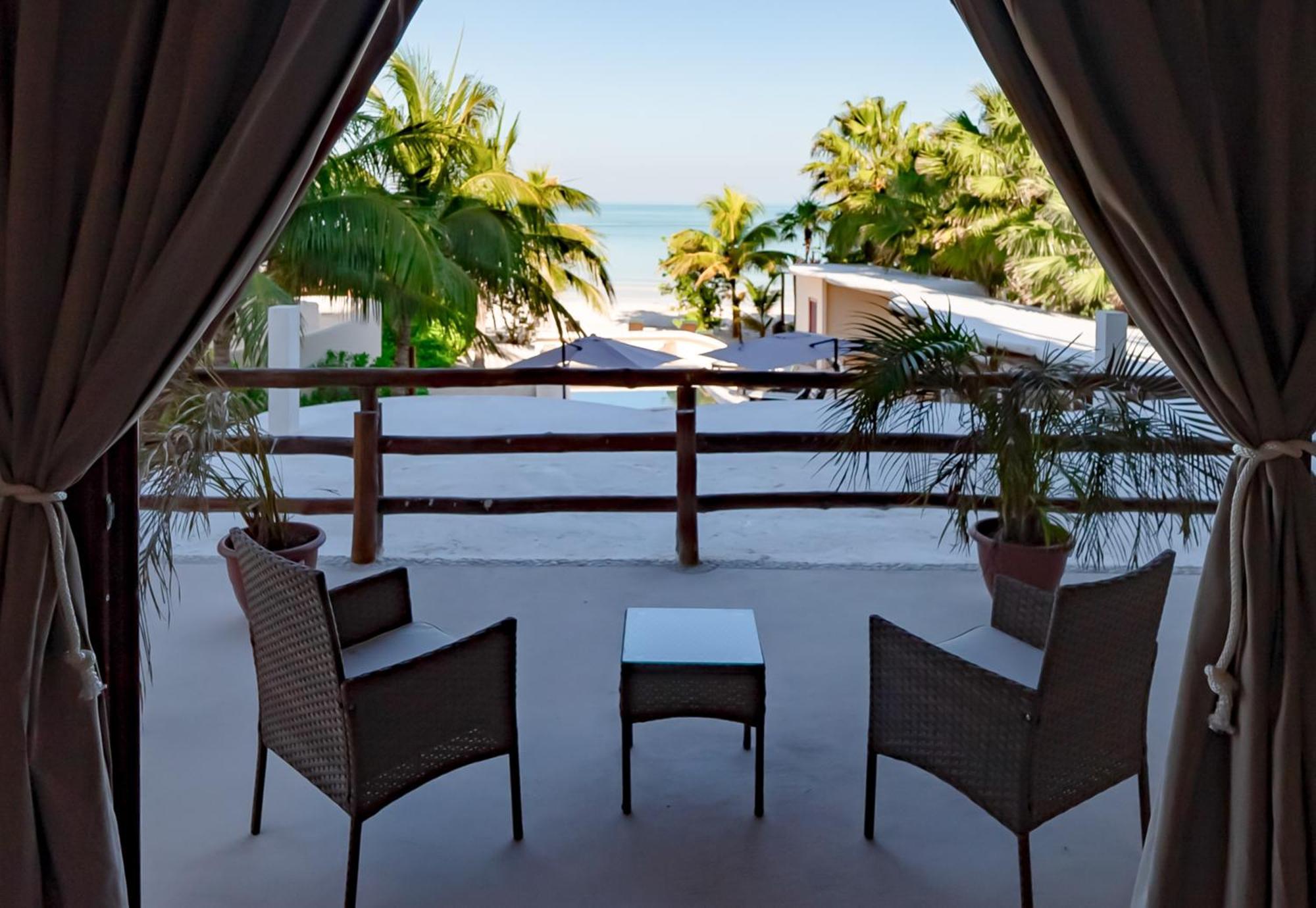 Beach Front Hotel Boutique Dk House Isla Holbox Стая снимка