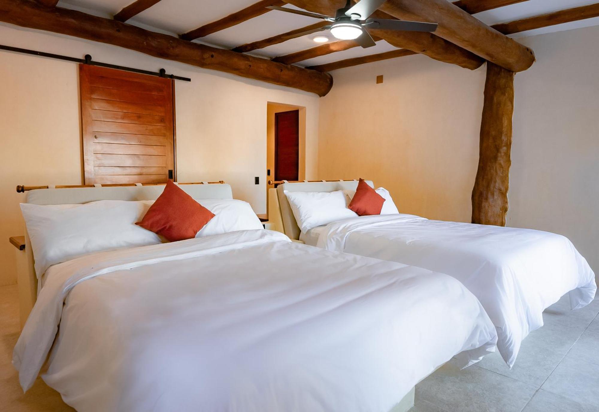 Beach Front Hotel Boutique Dk House Isla Holbox Екстериор снимка