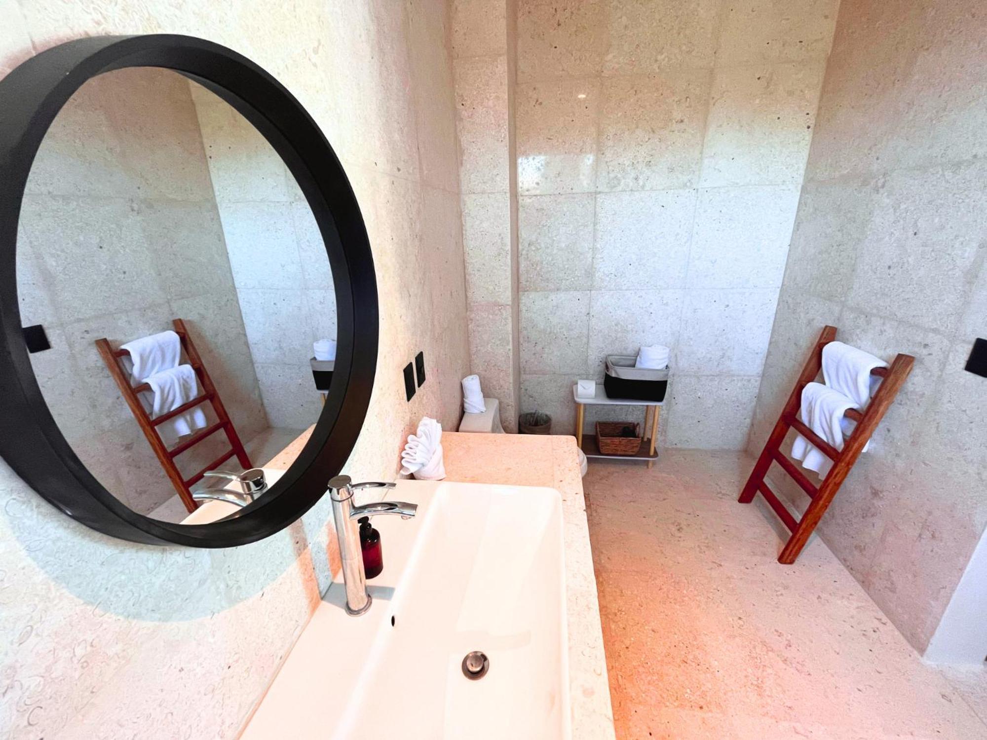Beach Front Hotel Boutique Dk House Isla Holbox Екстериор снимка